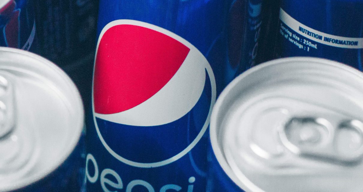 コカ・コーラとペプシ、どちらに投資すべき⁉”What Is A Better Investment Right Now: Coke Or Pepsi?”